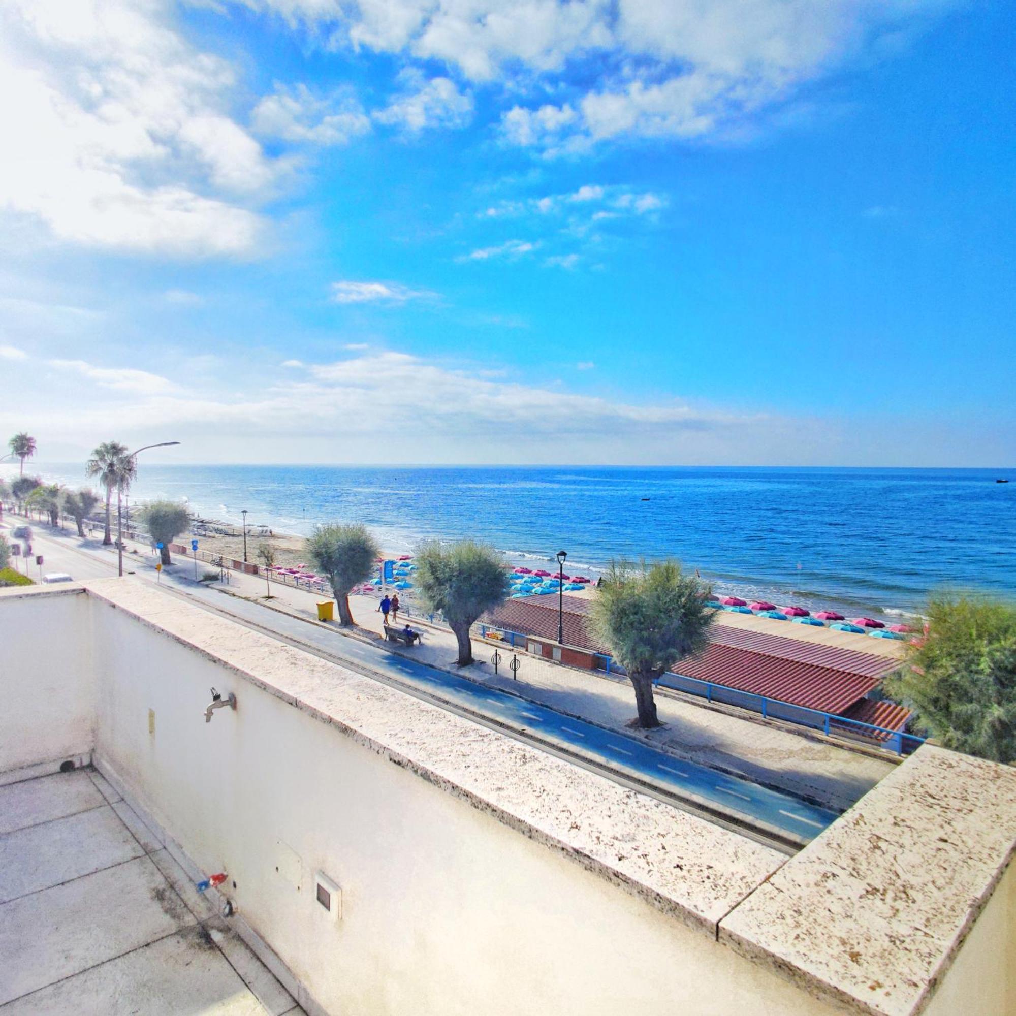 Piccolo Hotel Terracina Kültér fotó