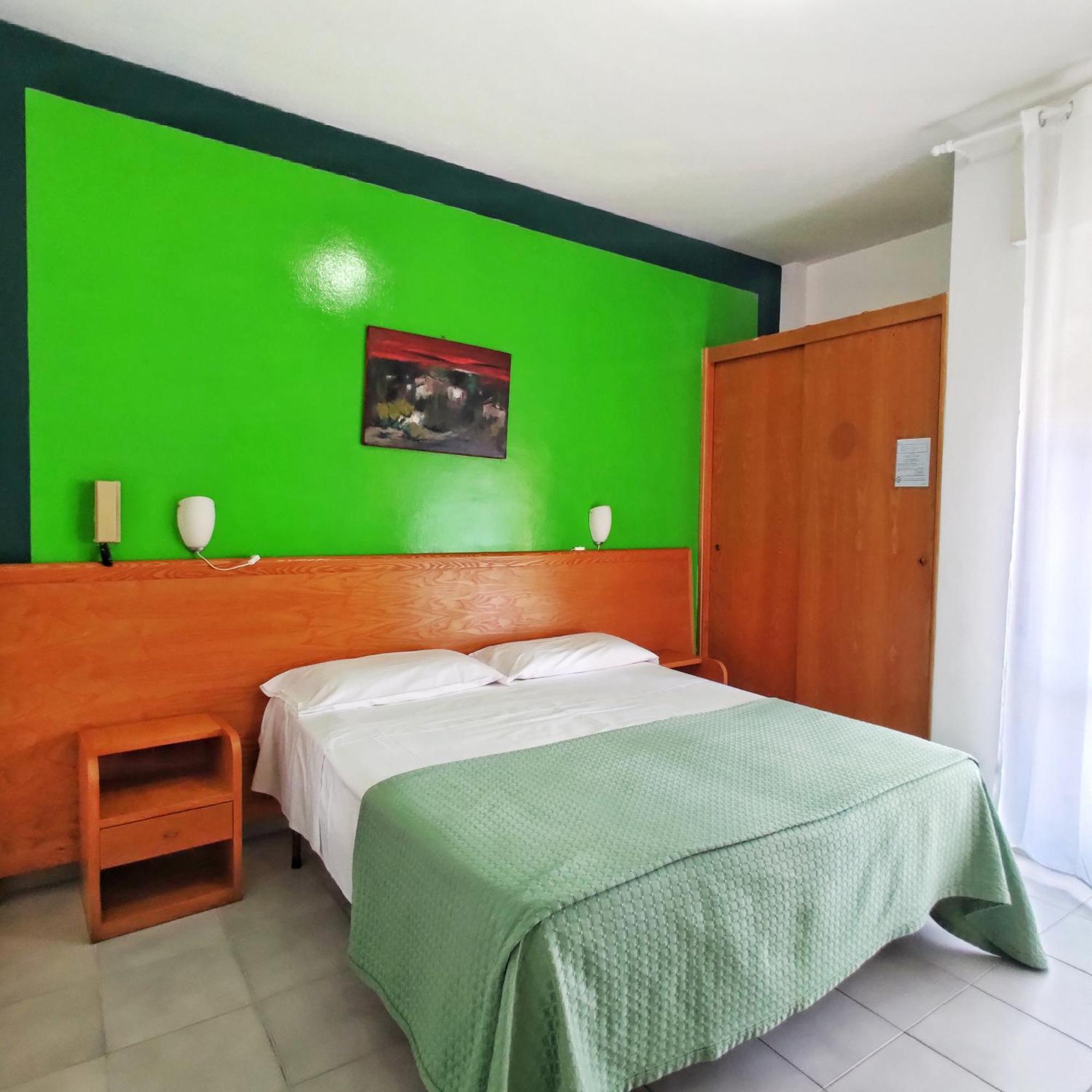Piccolo Hotel Terracina Kültér fotó