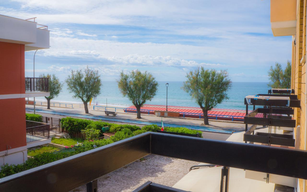 Piccolo Hotel Terracina Kültér fotó